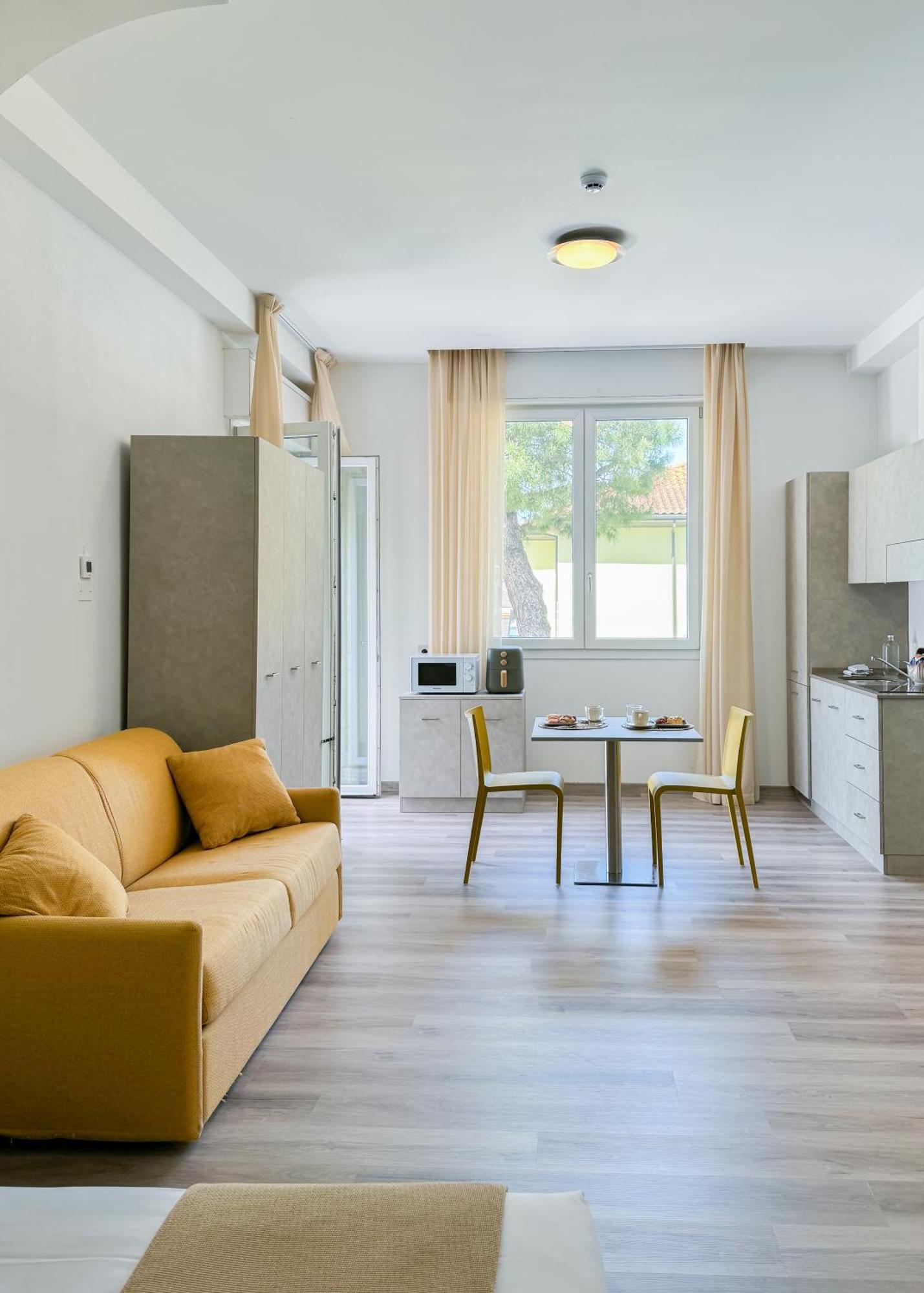 Hotel Nido &